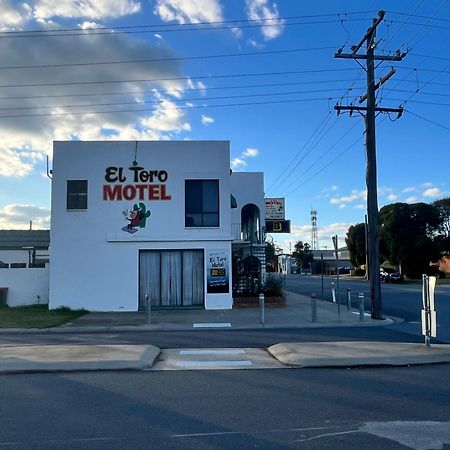 El Toro Motel Numurkah Экстерьер фото
